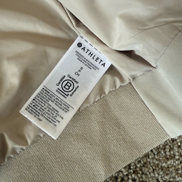 Athleta Seasoft Endless Bomber Jacket - Picture 7 of 7